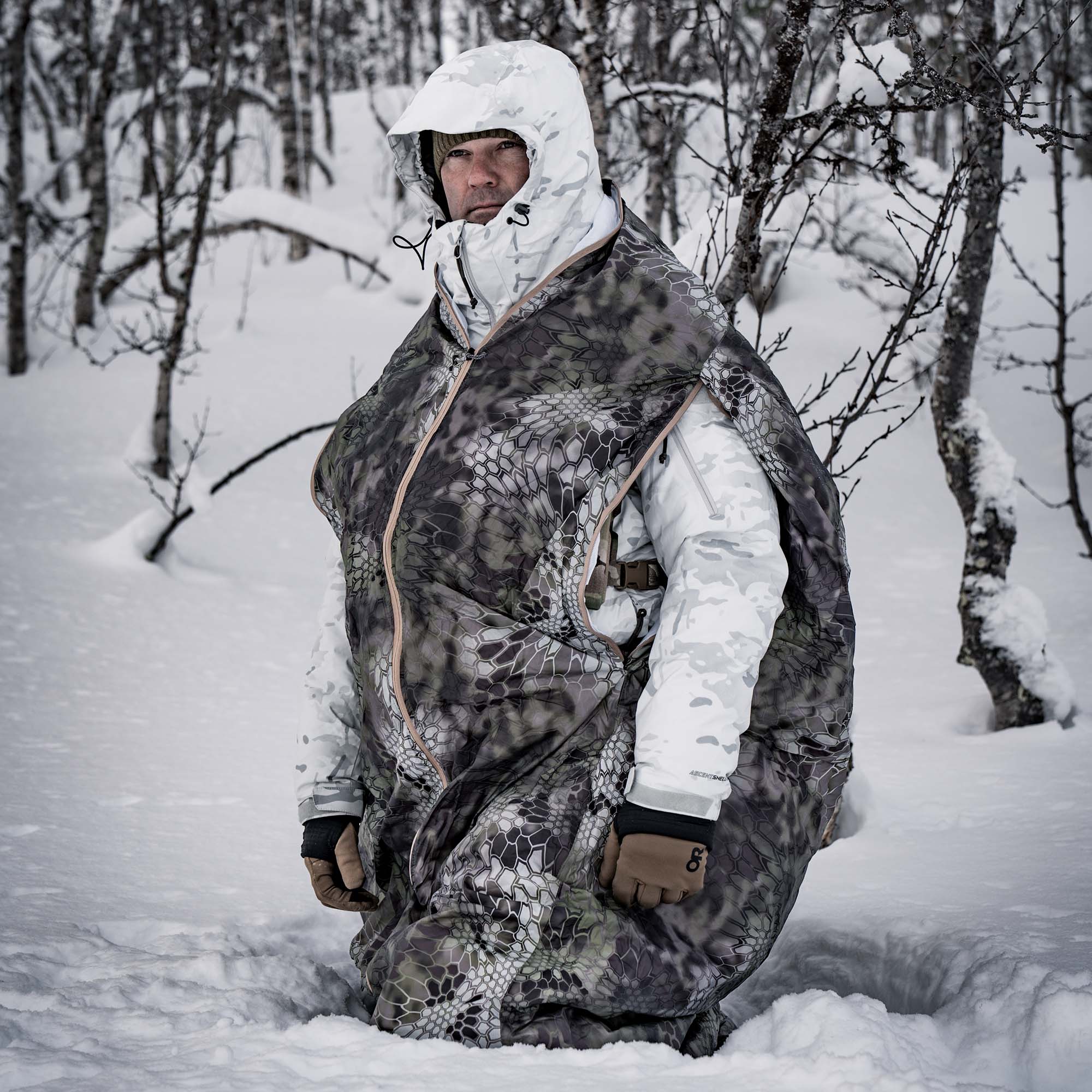 Tactical Insulated Tarp Reversible White/Camo V3