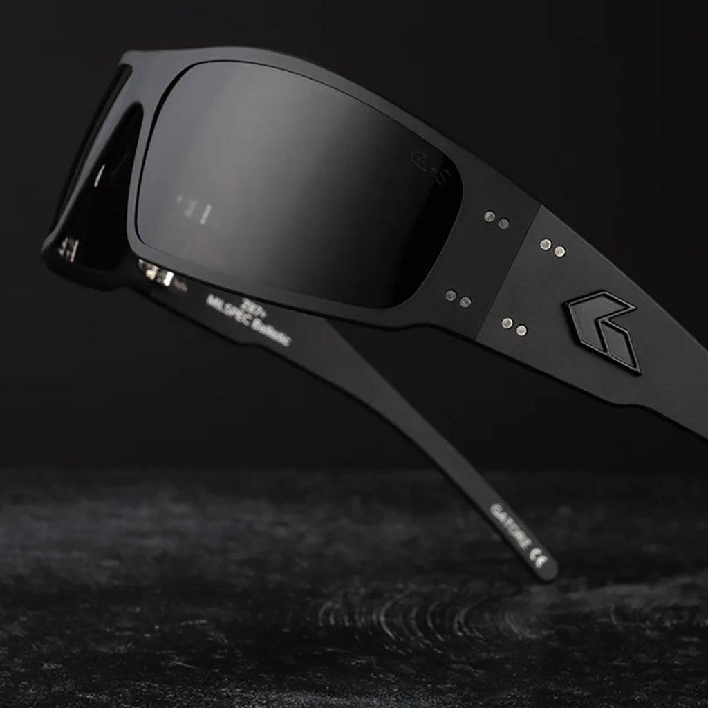 Magnum Black / Smoke Polarized Sunglasses